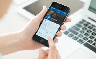 Popular mobile phones people buy online